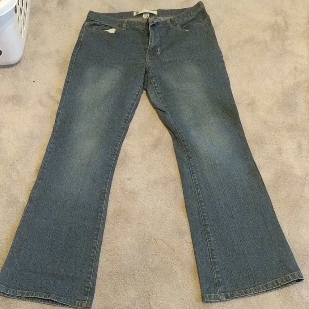 Gap Low-rise Flare Stretch Jeans